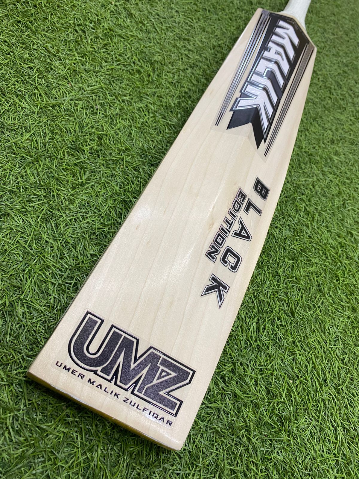 MB Malik UMZ Black Edition Bat