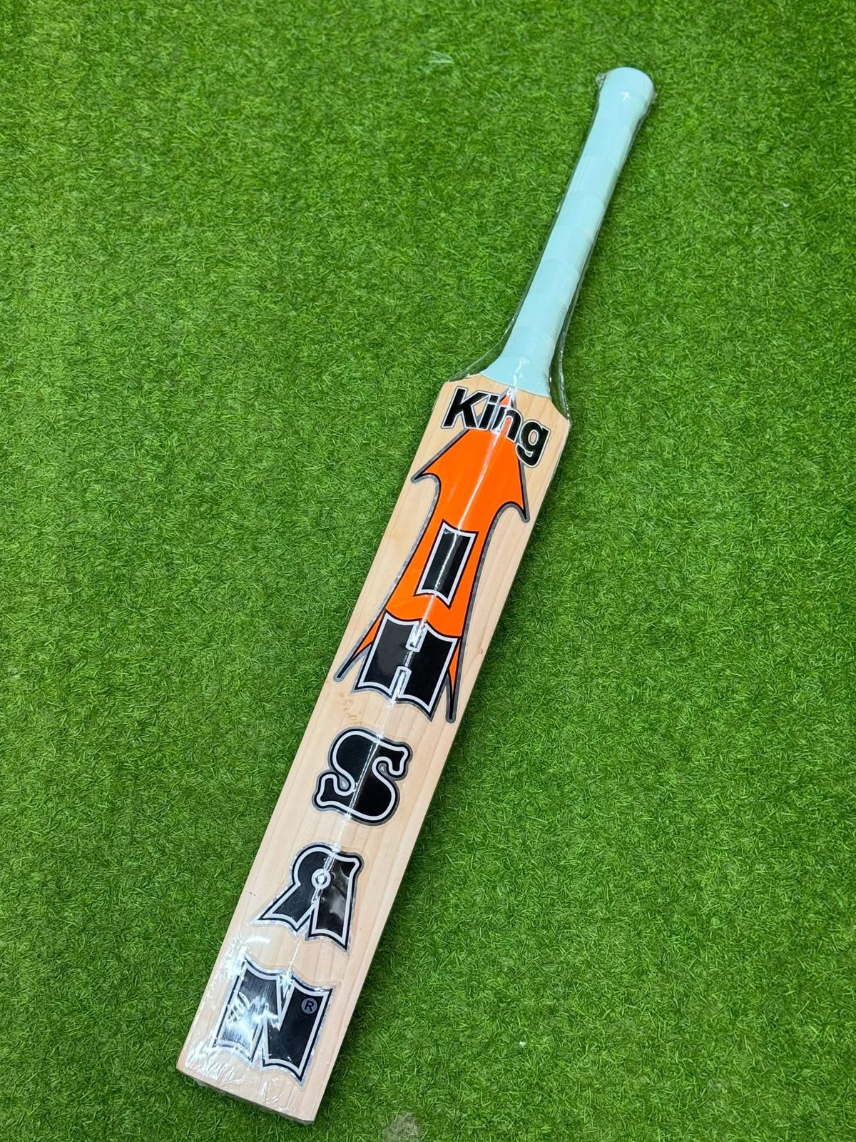 Ihsan King Classic Cricket Bat