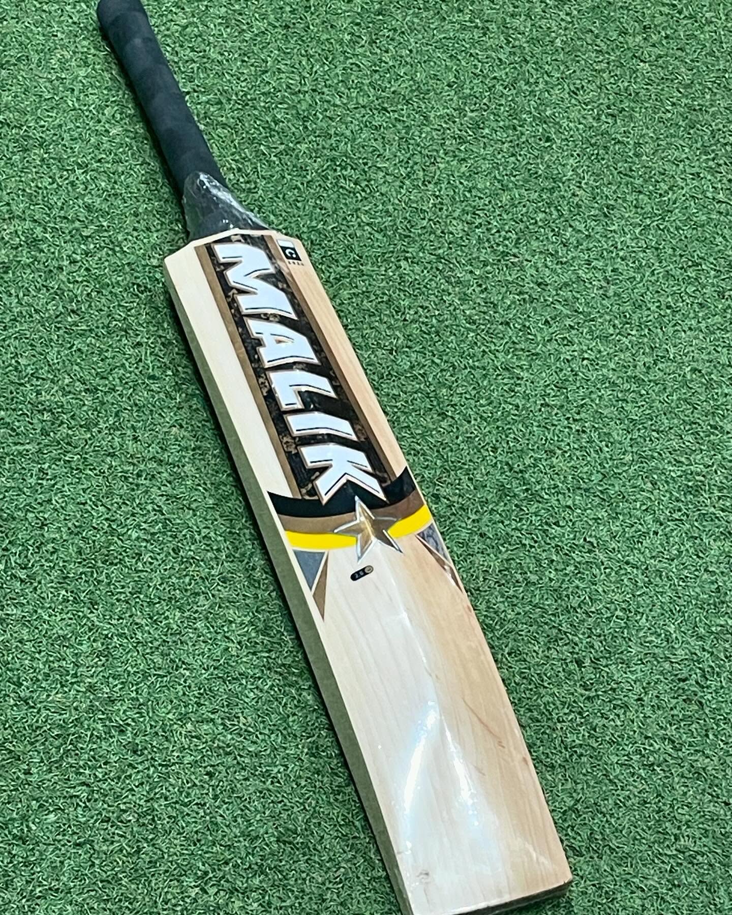 Souches à ressort résistantes MB Malik Cricket neuves Souches à ressort résistantes MB Malik Cricket neuves