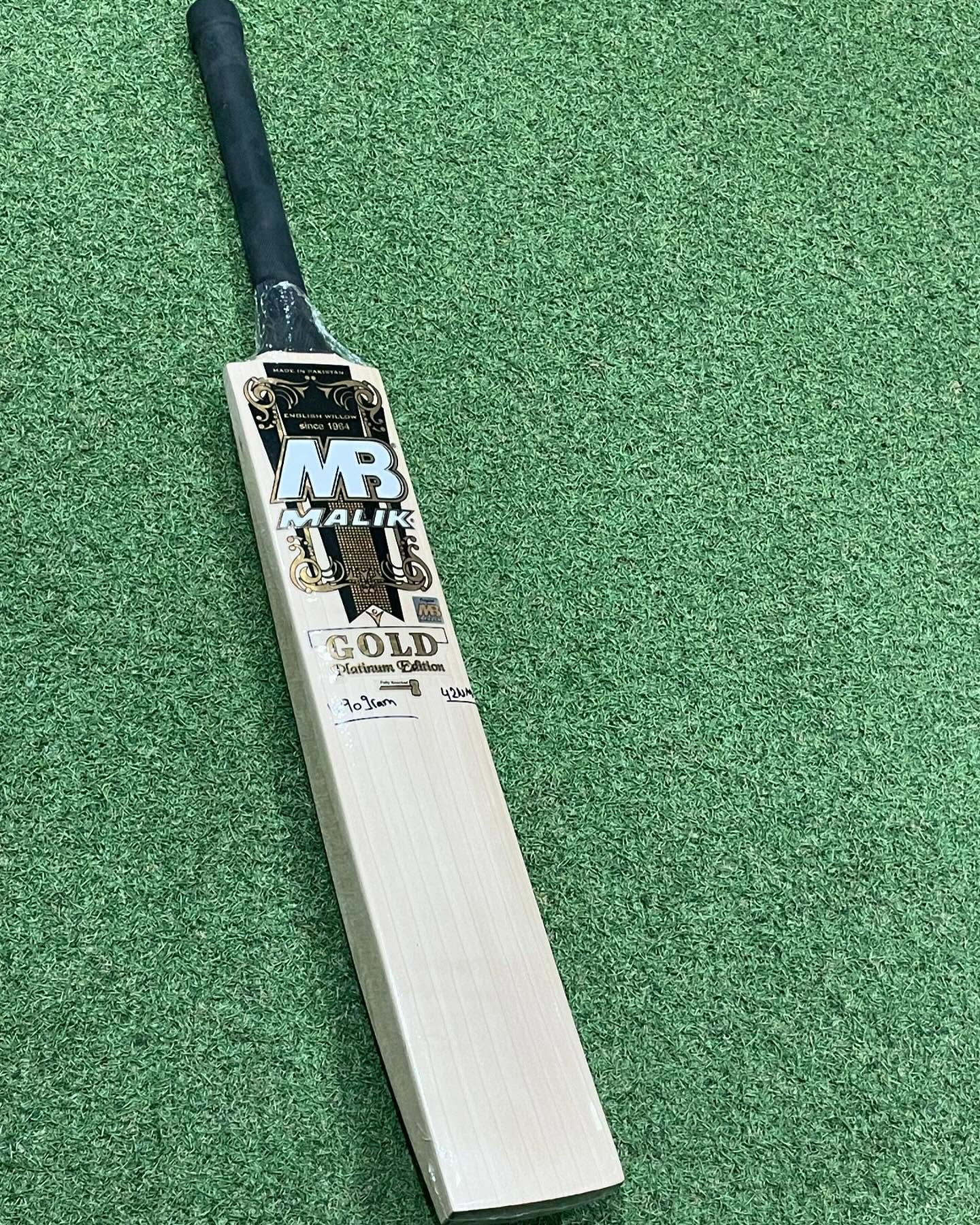 MB Malik Gold Platinum English Willow Short Handel Bat