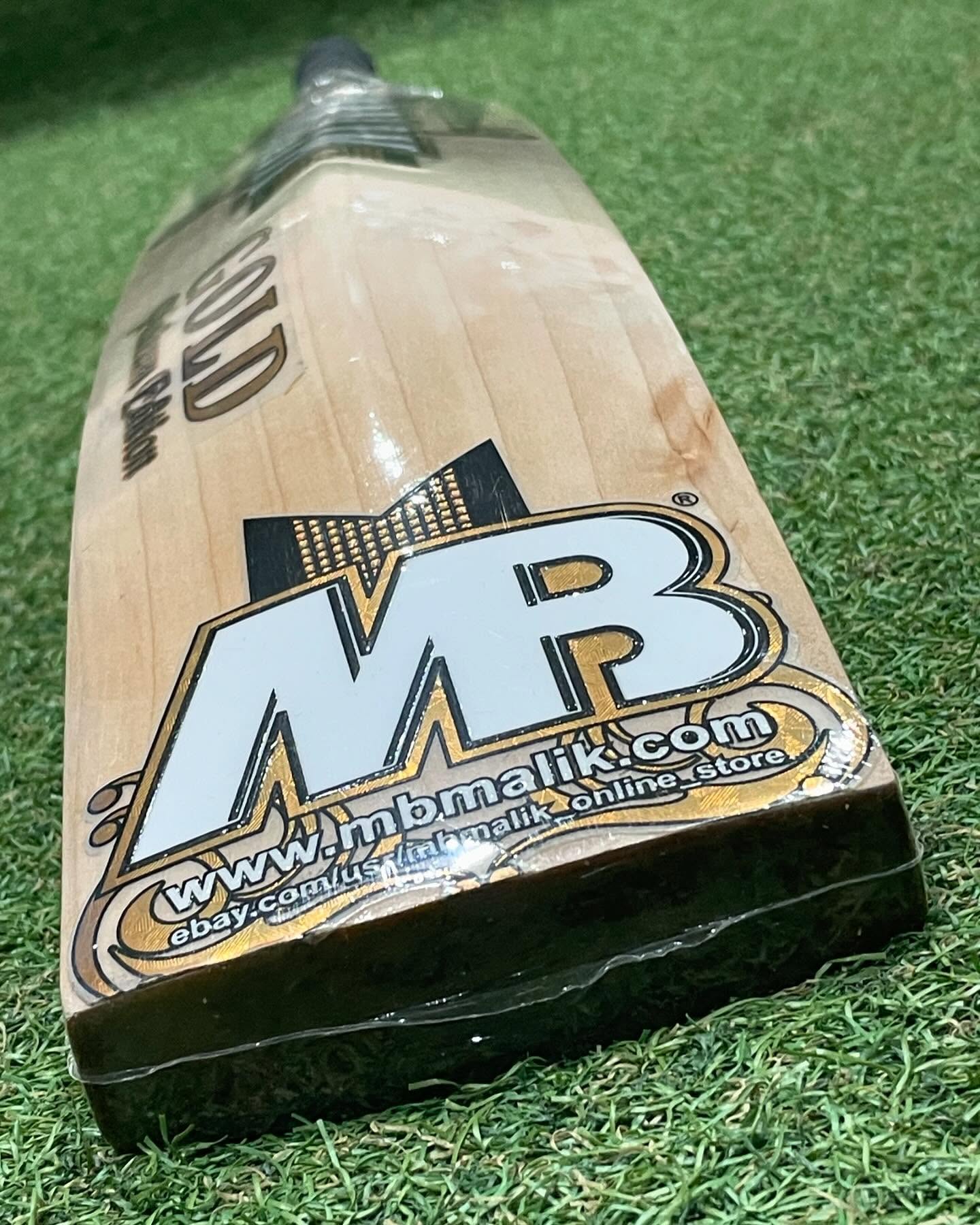MB Malik Gold Platinum English Willow Short Handel Bat