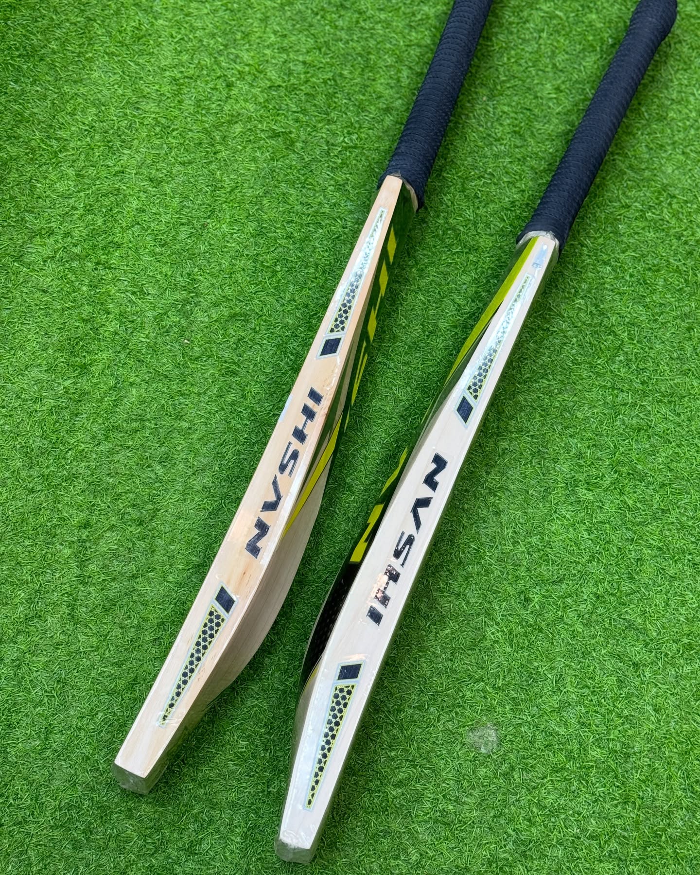 Ihsan X Pro Cricket Bat Short Handel