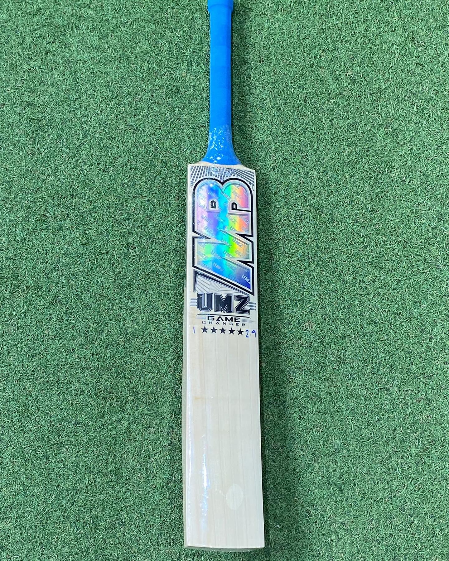 MB Malik UMZ Game Changer Bat