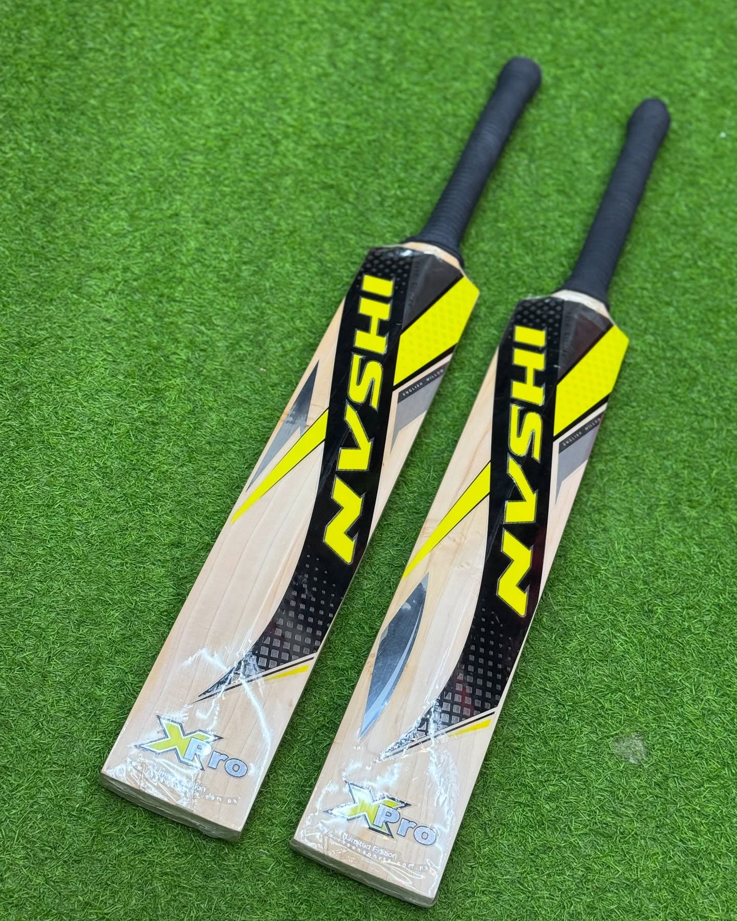 Ihsan X Pro Cricket Bat Short Handel