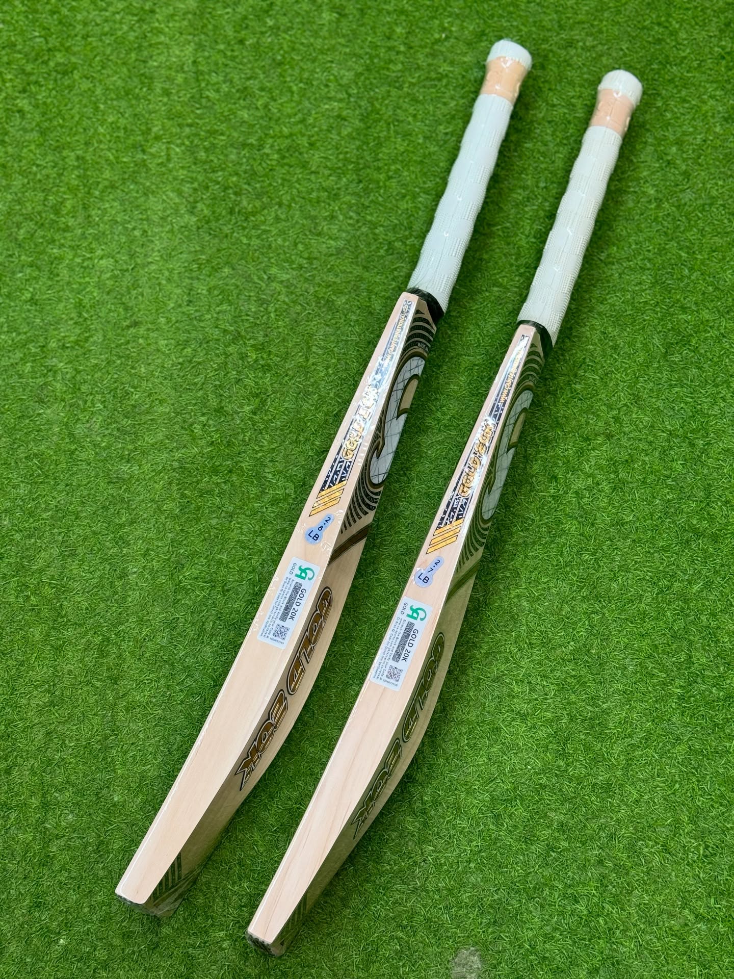 CA GOLD 20K Cricket Bat