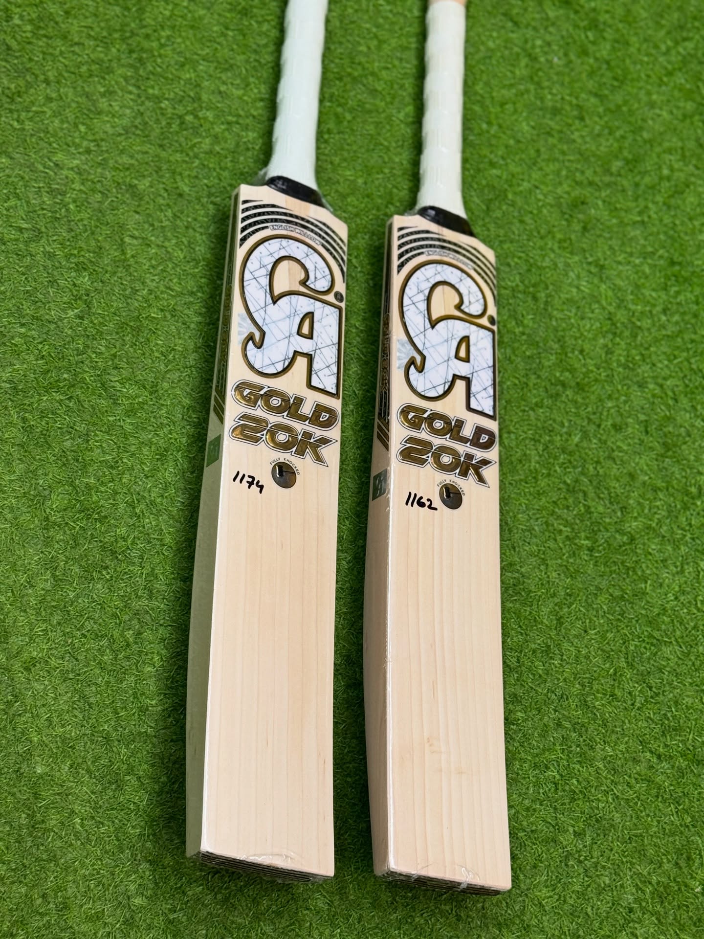 CA GOLD 20K Cricket Bat