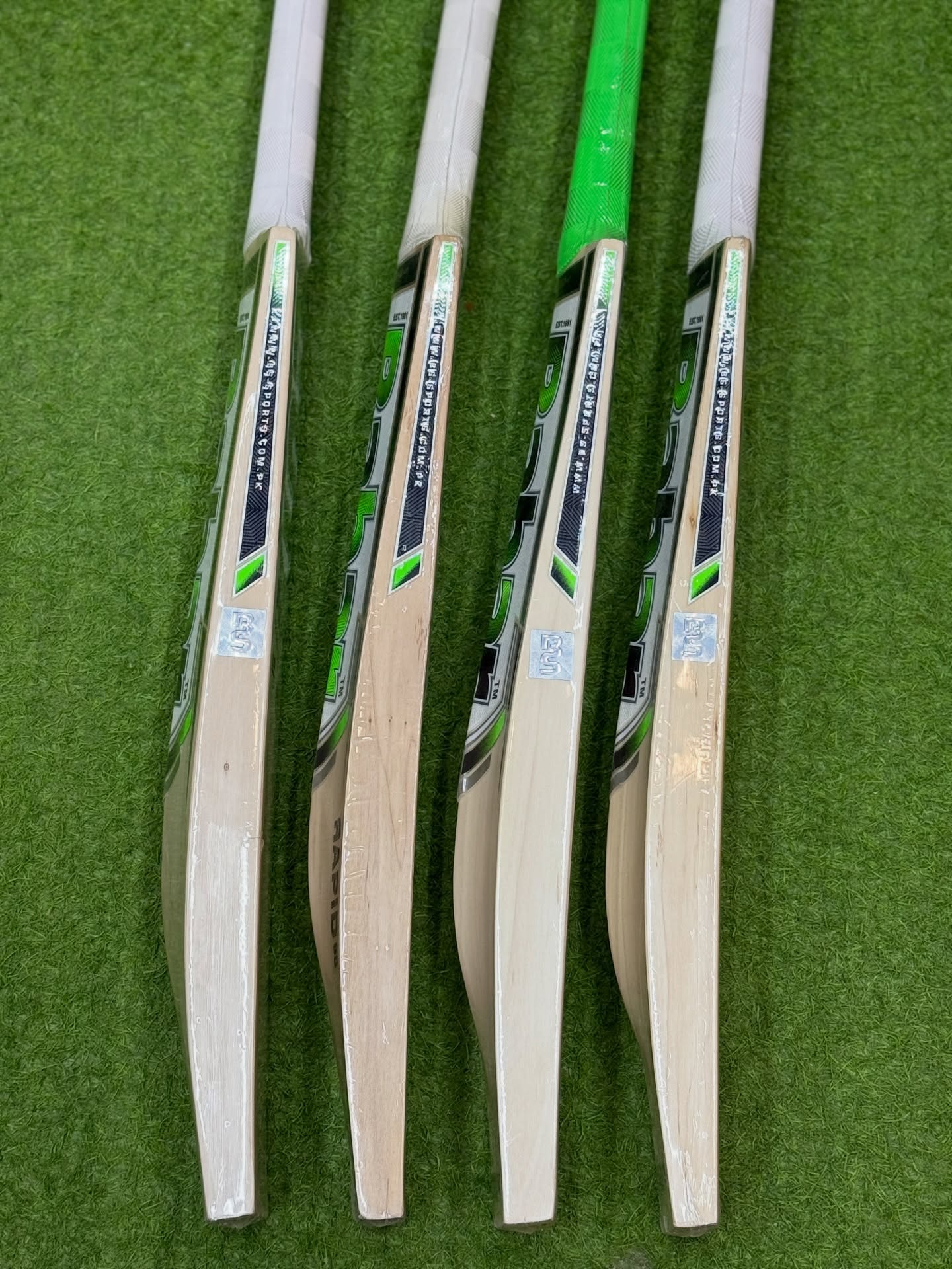BS Rapid 60 English Willow Cricket Bat Short Handel
