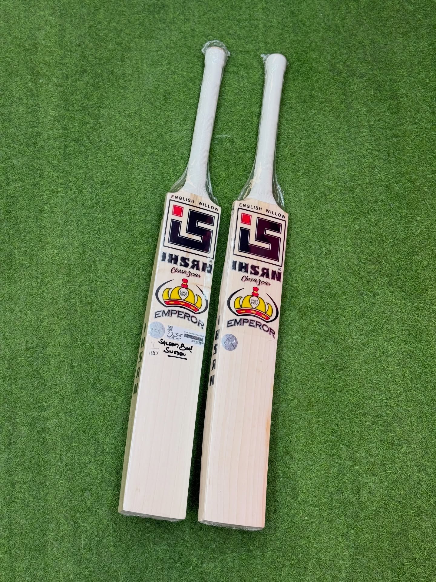 IHSAN EMPEROR ENGLISH WILLOW CRICKET BAT SHORT HANDEL
