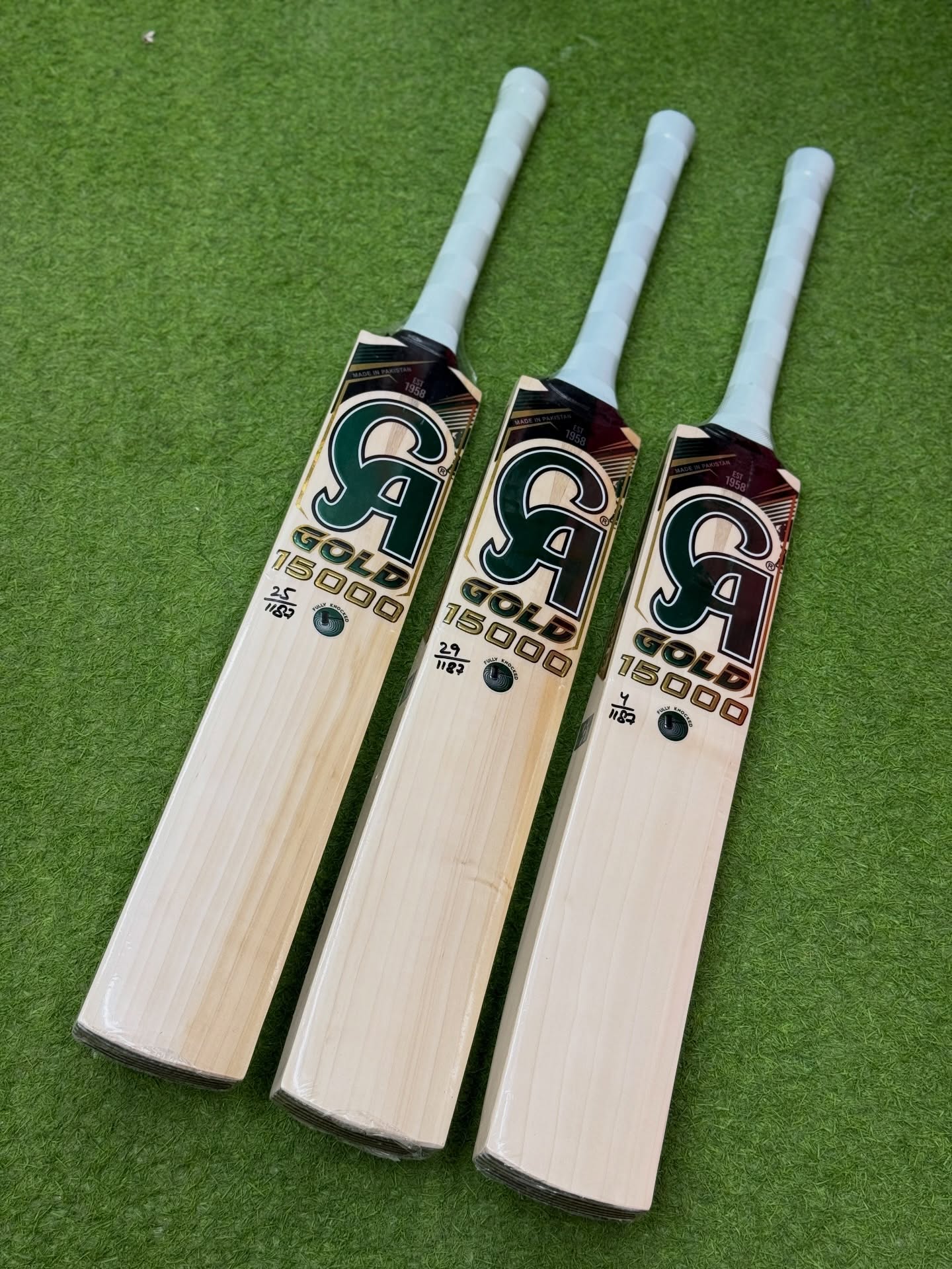 CA GOLD 15000 ENGLISH WILLOW CRICKET BAT SHORT HANDEL