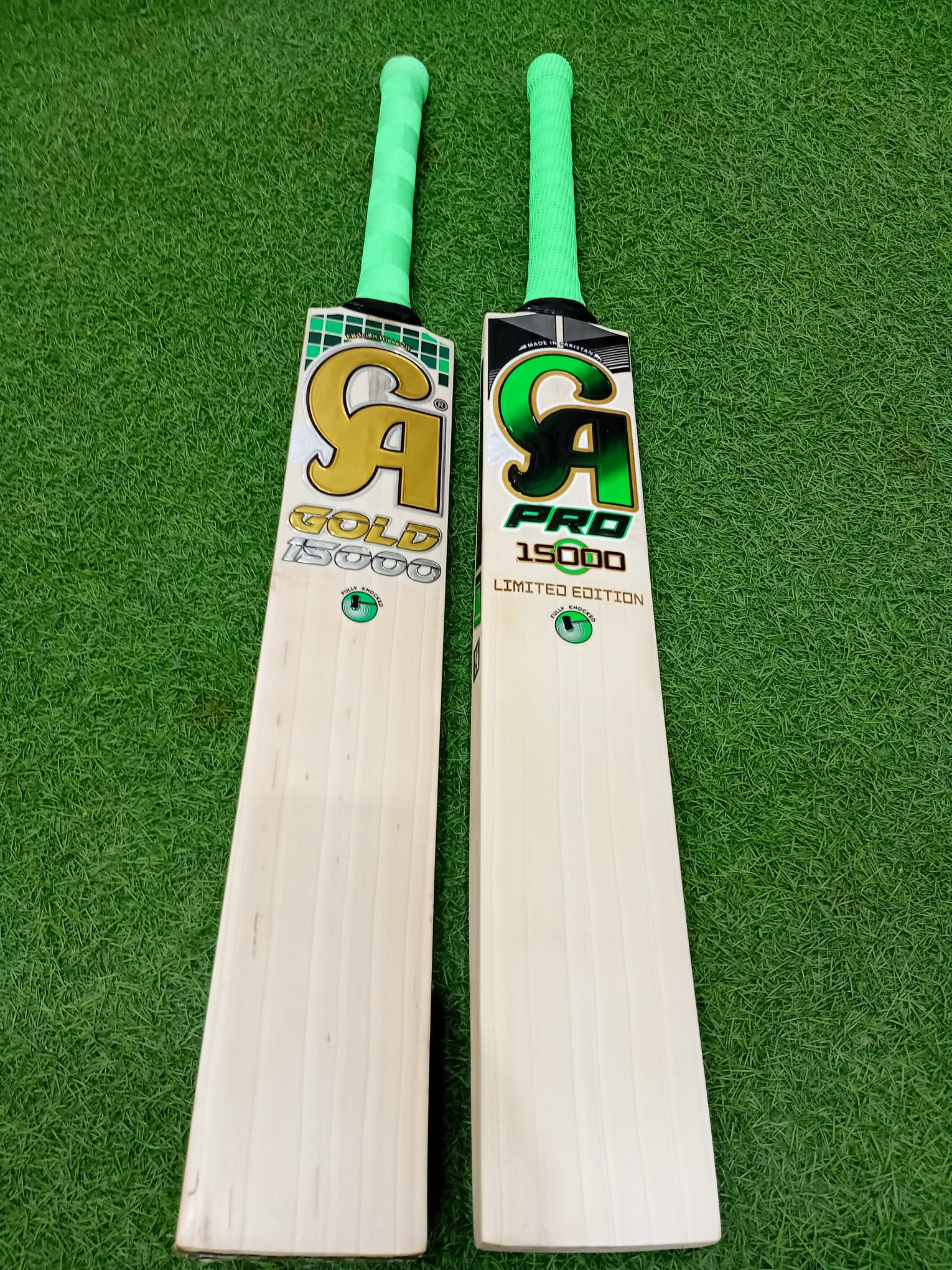 CA PRO 15000 LIMITED EDITION CRICKET BAT