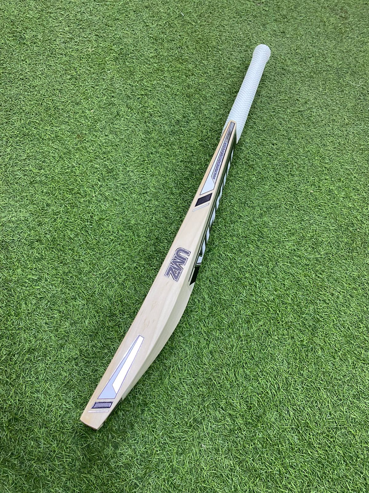 MB Malik UMZ Black Edition Bat