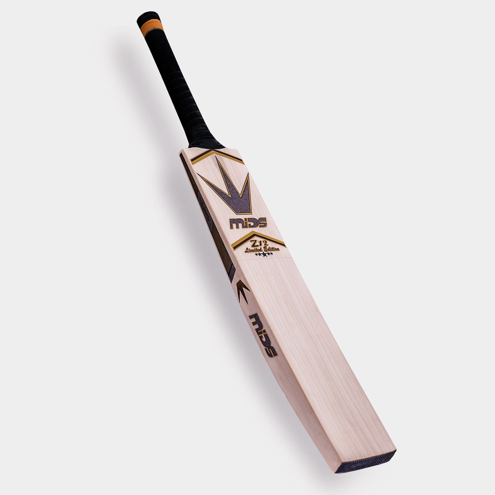 1e91a55a161278f0a7981e5aa72cdf35.jpg MIDS Z-12 CRICKET BAT - Image 2