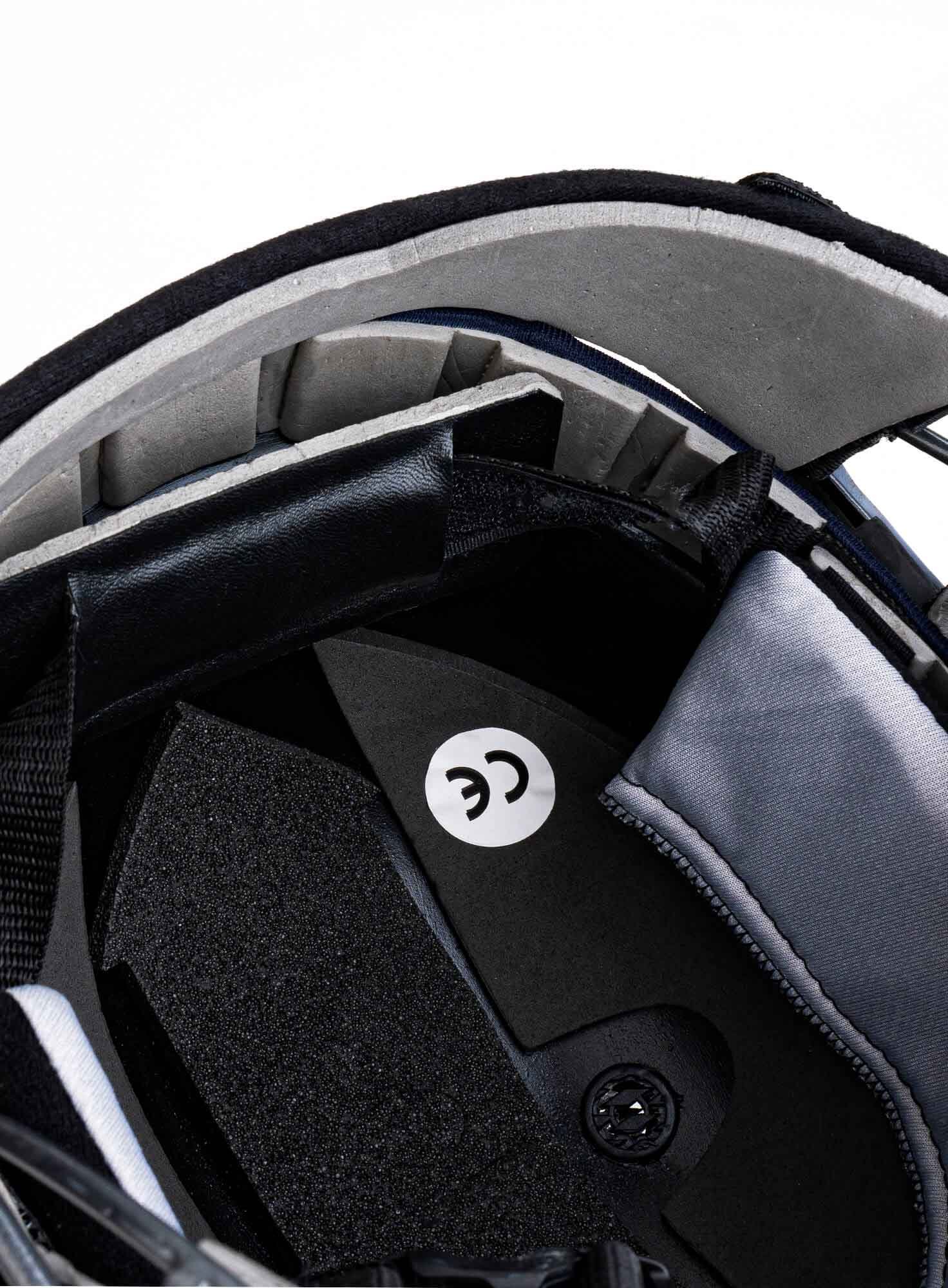 202403051111381929438166.jpg CA PRO 15000 Cricket Helmet - Image 3