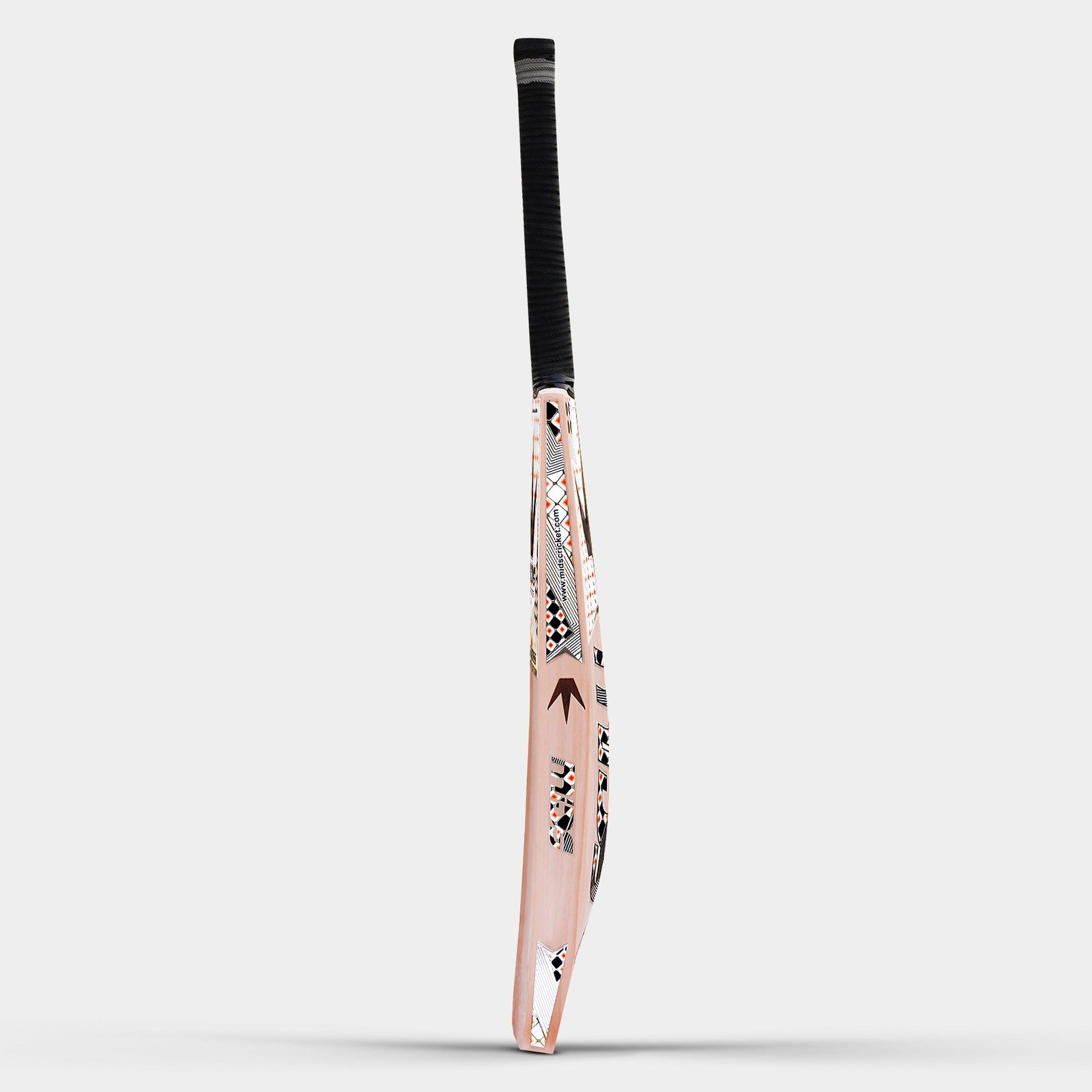 3955ec54fa949cabb3c8ee6afbeef9f0.jpg MIDS BIG BOSS PLAYER EDITION CRICKET BAT - Image 5
