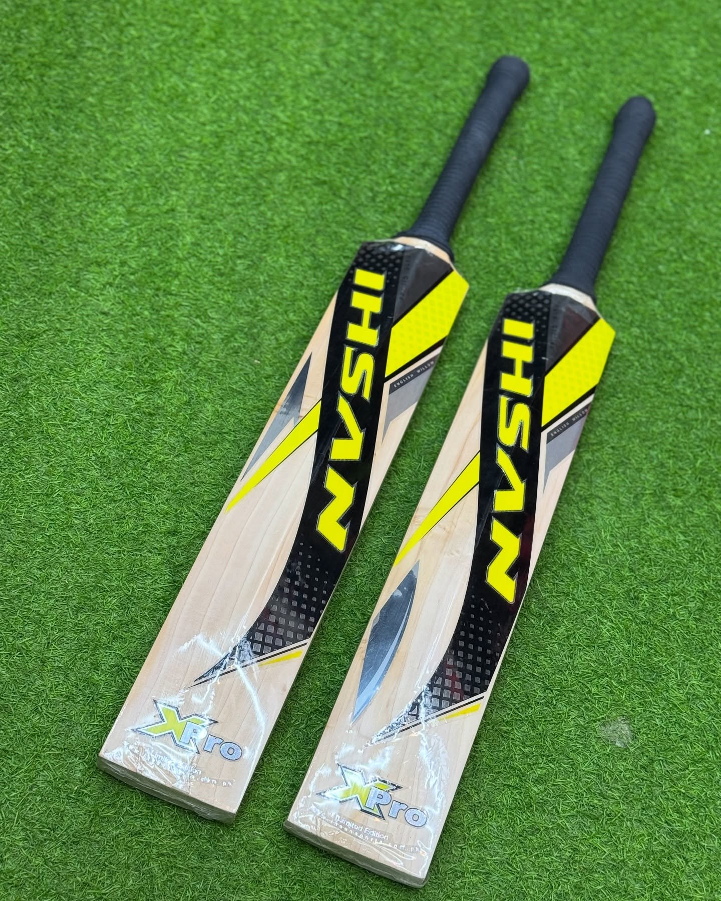 485443548_18091119871561995_1767685668071448962_n.jpg Ihsan X Pro Cricket Bat Short Handel - Image 2