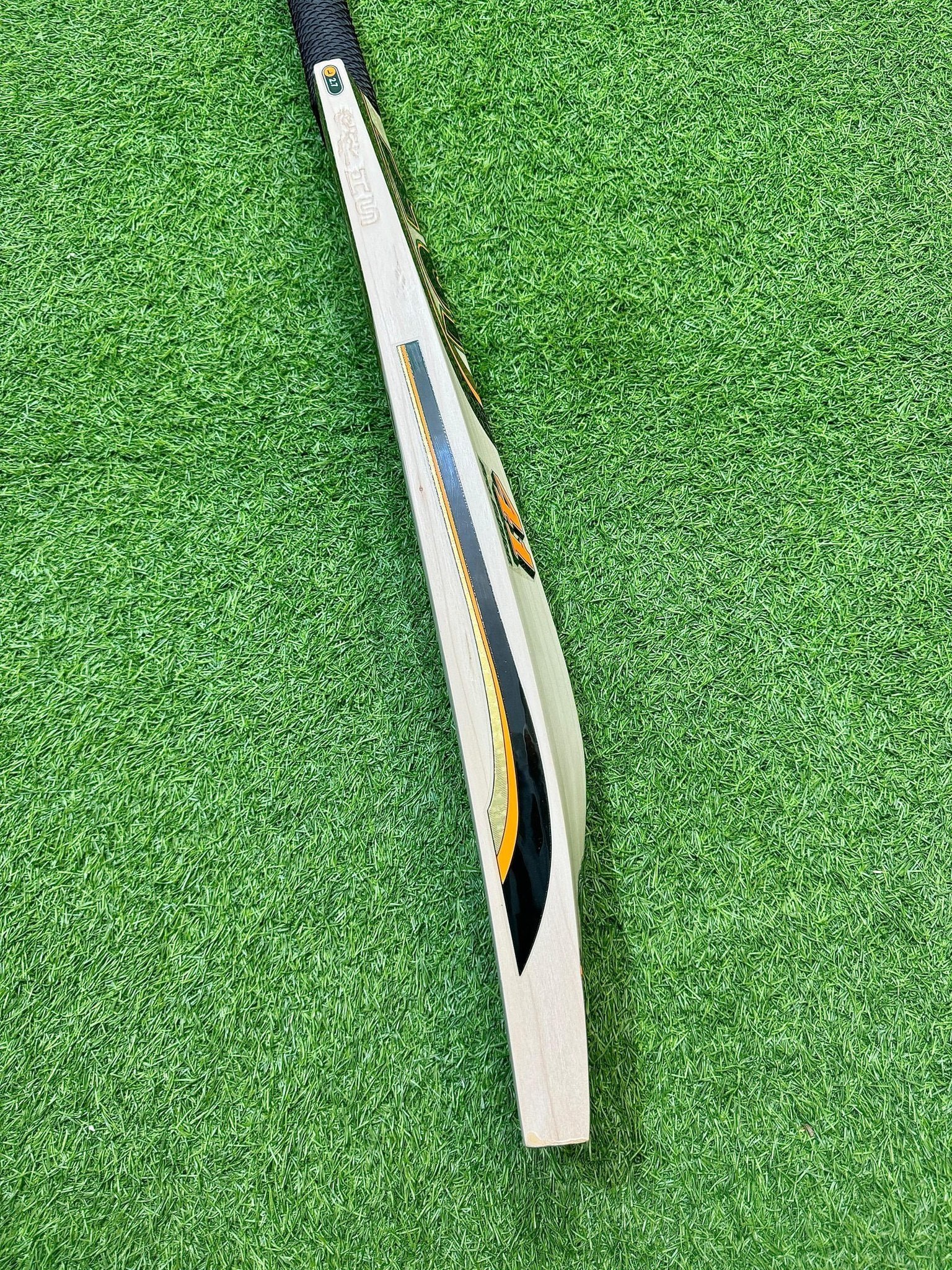 487904085_669305479183249_5827611512947206780_n.jpg HS 41 Pro edition English Willow Cricket Bat Short Handel - Image 5