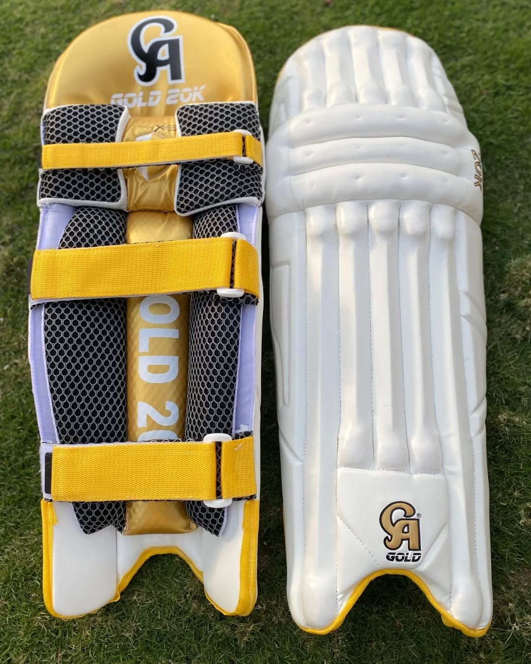 491418323_18059570903480358_2354344365730167480_n.jpg CA Gold 20K Batting Pads Light Weight - Image 2