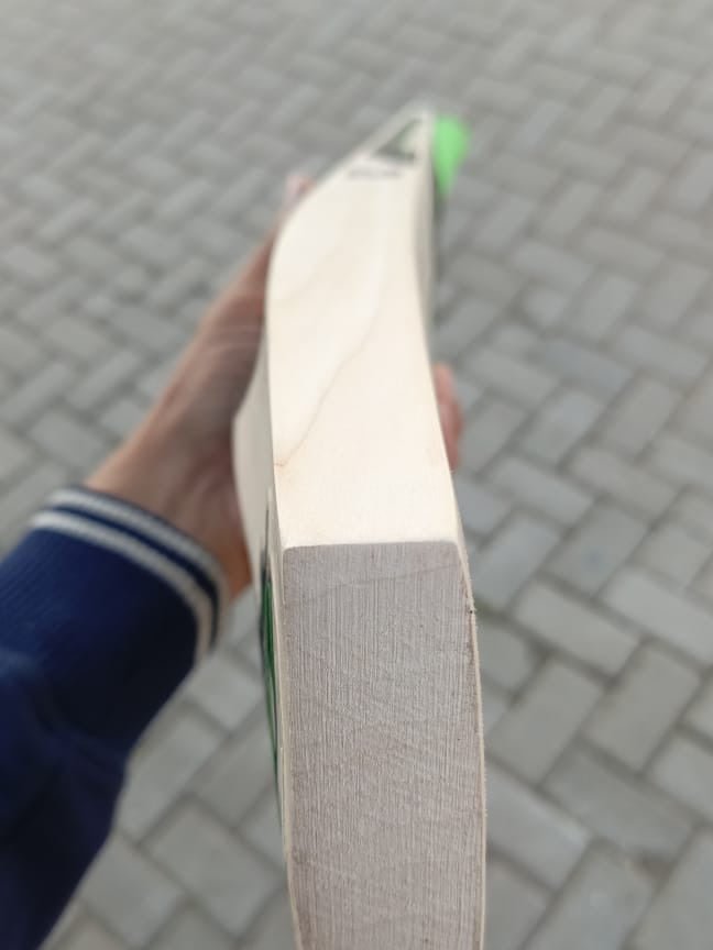589907006_18115900783561995_5875701944094751325_n.jpg CA BA 56 English Willow Cricket Bat Short Handel - Image 5