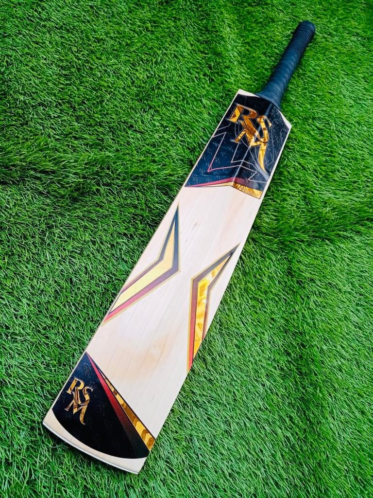 99be453c-b8bf-4977-b304-236b7e8dd9cc.jpg RSM MUIR ENGLISH WILLOW CRICKET BAT - Image 4