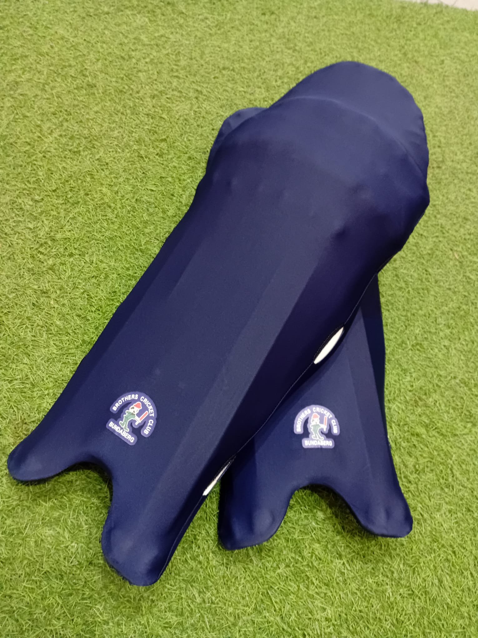 af035478-3e1a-4d09-b077-231772a1134f.jpg Cricket Batting Clads Navy Blue Color Size Men Women Youth - Image 3